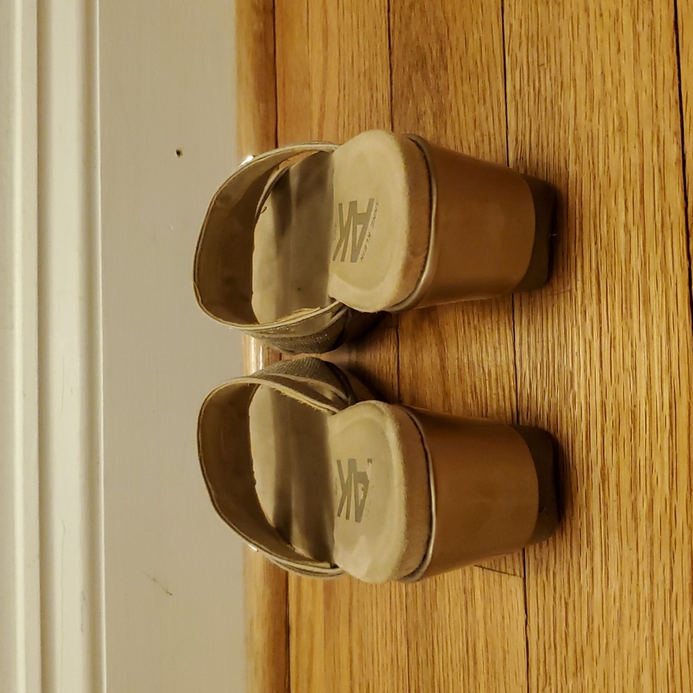 Anne Klein Women's Gold Sparkle Wedge Sandals - Picture 5 of 13